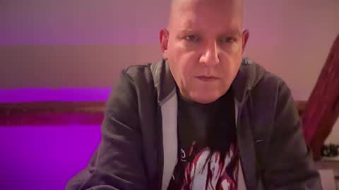 Snapshot of tritonspace chatting on September 22, 4:16 am Triton online show from September 22, 4:16 am