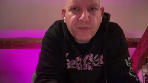Snapshot of tritonspace chatting on September 30, 2:00 am Triton online show from September 30, 2:00 am