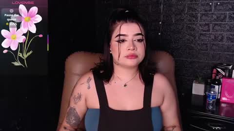 trixxiee_ online show from February 27, 6:42 pm