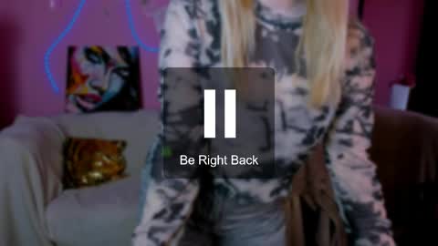 Trixy online show from May 11, 4:04 pm
