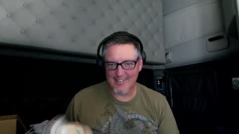 Snapshot of trkdrvr4you chatting on September 29, 5:23 pm TiggerLover73 online show from September 29, 5:23 pm