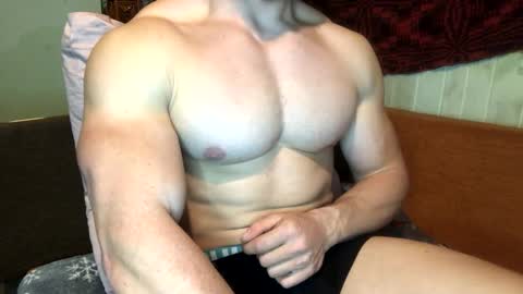 Troncq online show from March 10, 5:39 pm