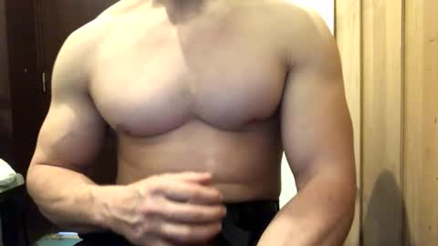 Troncq online show from March 21, 9:03 am