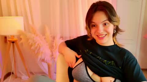 Emma online show from July 1, 12:25 pm