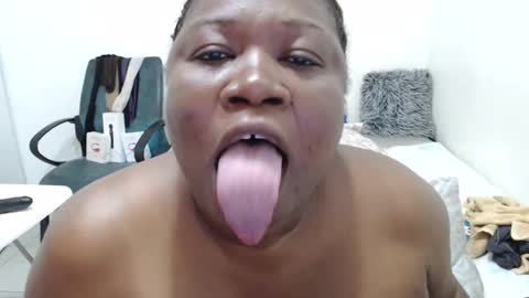 TrueBella30 online show from March 1, 12:23 pm