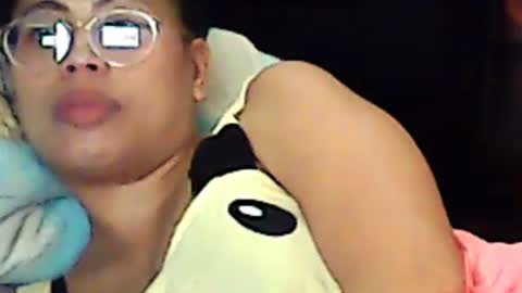 emily online show from November 25, 6:45 am