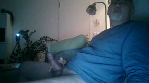 trukturk online show from November 17, 9:17 pm