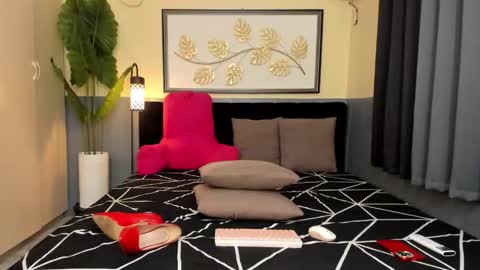 Saskia online show from October 8, 6:03 pm