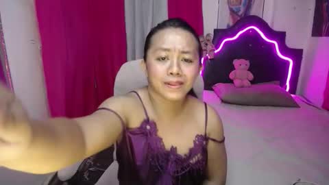 tsamandaxxx online show from November 24, 6:01 am