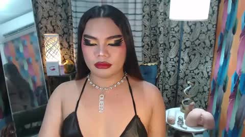 Snapshot of tsbrianabankhugecock chatting on February 11, 7:27 pm brianna online show from February 11, 7:27 pm