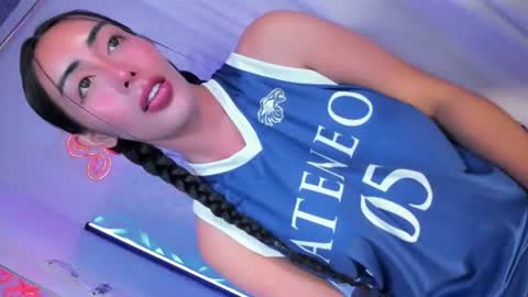   Stella Hanlon    - - online show from July 15, 8:24 pm