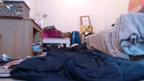 MSJENNA online show from April 5, 4:15 pm