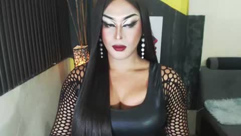 Nicoleeee online show from July 15, 10:03 pm