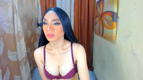 Queen Selena online show from September 15, 8:38 am