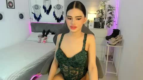 Snapshot of tstoni_talks chatting on October 12, 8:40 am tstoni_talks online show from October 12, 8:40 am