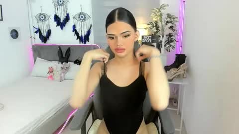 Snapshot of tstoni_talks chatting on October 2, 6:34 am tstoni_talks online show from October 2, 6:34 am