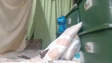 Mae online show from October 28, 8:54 pm