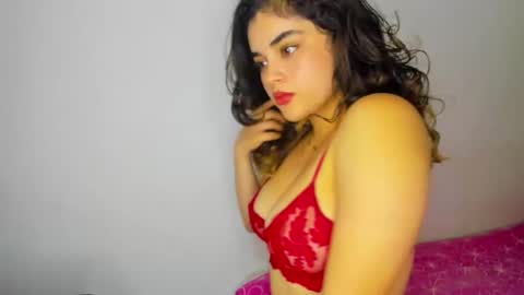 estrella online show from October 5, 1:14 am