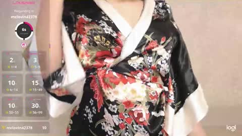 Snapshot of tumilio chatting on October 15, 2:51 pm TumiLio online show from October 15, 2:51 pm