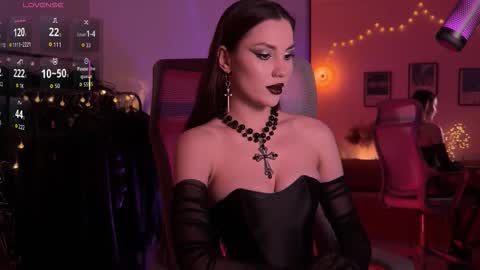 Snapshot of tv_miss chatting on September 11, 1:29 am Miss Veth online show from September 11, 1:29 am