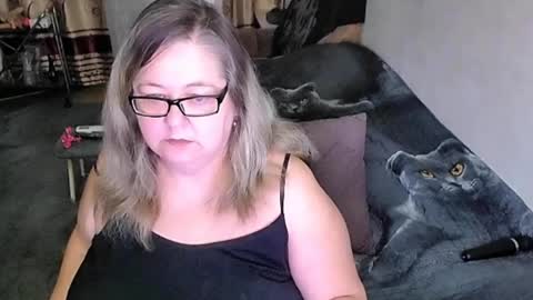 Lana online show from April 3, 12:28 am