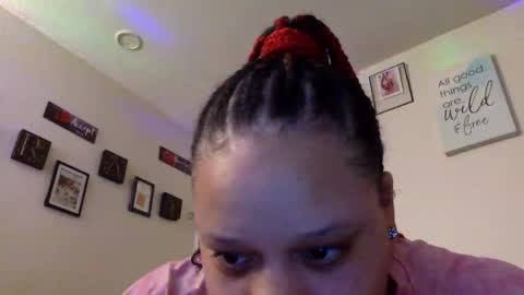 Twin and Lea online show from February 28, 3:10 am