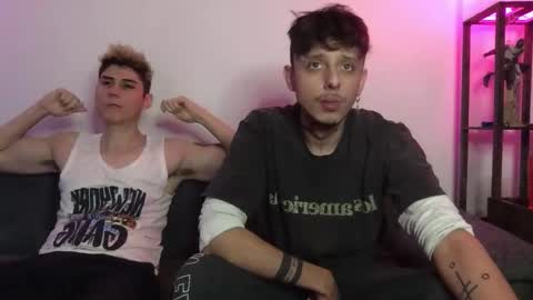 Derrick online show from November 26, 5:53 pm