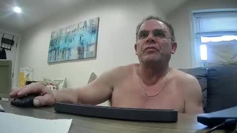 Twopeopleinlove online show from March 27, 10:33 pm