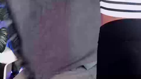 tyla_ks online show from September 30, 7:57 pm