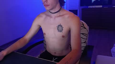 Tyler and Chris online show from October 10, 6:58 pm