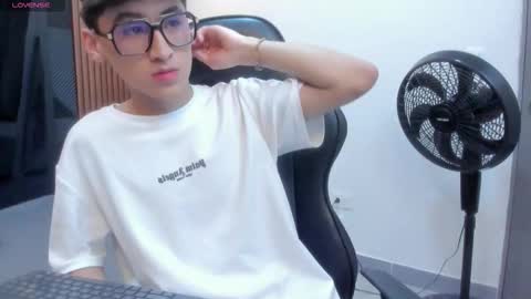 Tyler online show from December 18, 11:27 am