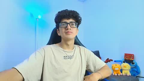   online show from December 2, 5:59 am