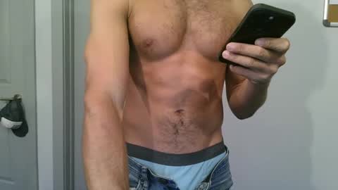 Snapshot of uhhuhyea chatting on September 20, 12:02 am uhhuhyea online show from September 20, 12:02 am