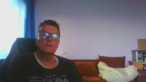 ulmeni7 online show from June 6, 6:03 pm