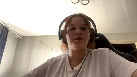 Redhead online show from May 15, 1:08 pm