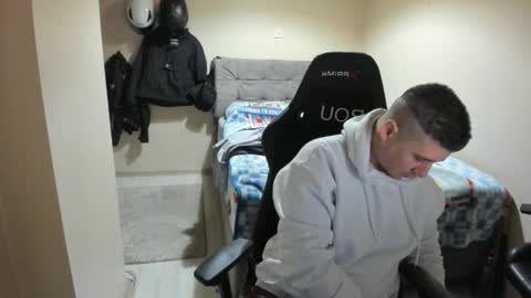 hi im mike tyson -  online show from February 7, 8:12 pm