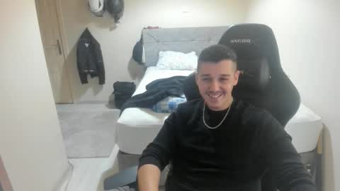 hi im mike tyson -  online show from November 7, 9:28 pm