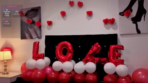 un_sluttyy online show from February 14, 12:19 pm