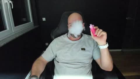 Uncle Bear online show from November 8, 12:35 am