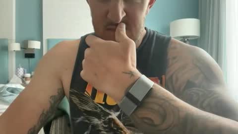 uncleblazer10 online show from April 8, 3:37 pm