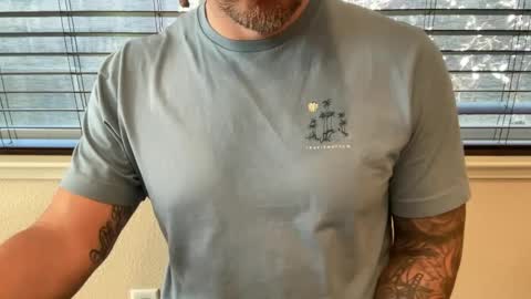 uncleblazer10 online show from March 3, 8:00 pm