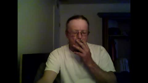 unclemuff online show from June 8, 9:49 pm