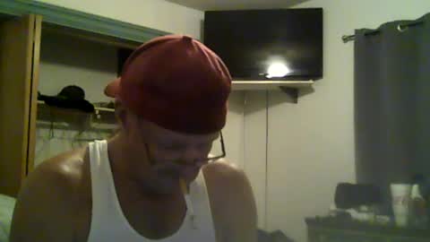unclemuff online show from August 1, 5:42 am