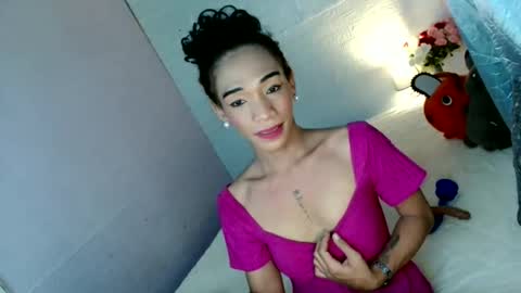 LOVELY JANE online show from April 9, 7:19 pm