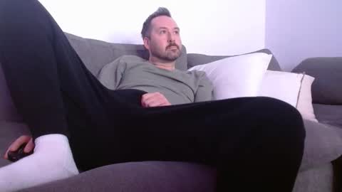 uncutslut69 online show from April 7, 2:13 am