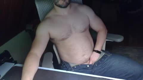 Under the desk online show from April 25, 9:11 am