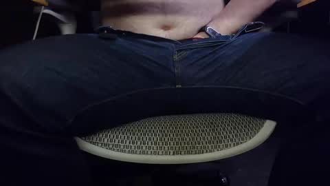 Under the desk online show from February 27, 10:57 pm