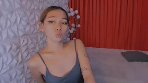 Rhian online show from February 23, 7:05 pm