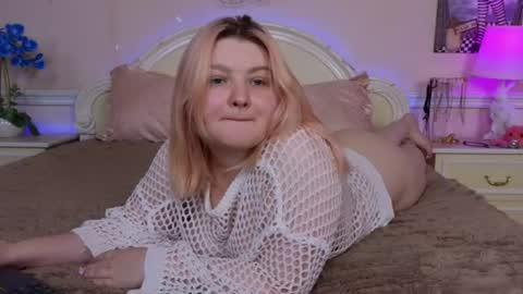 Unholy Lady online show from August 3, 6:26 am
