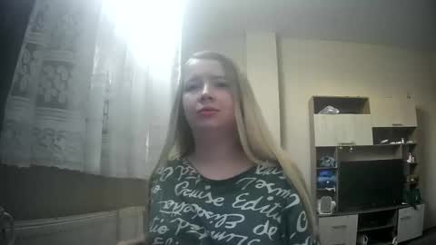 Snapshot of universeemily chatting on October 23, 8:49 am UniverseEmily online show from October 23, 8:49 am